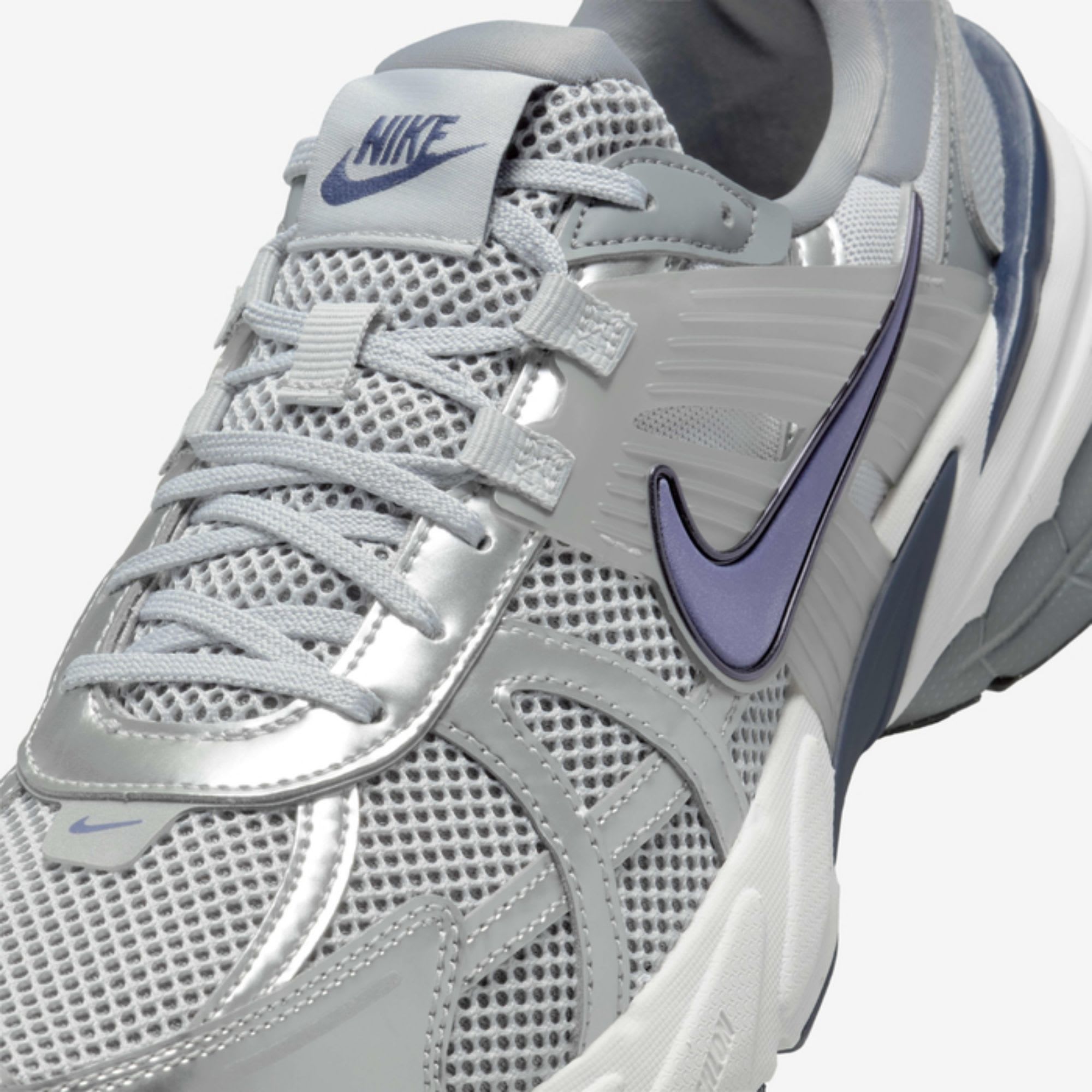 Nike V2K Run Wolf Grey Midnight Navy