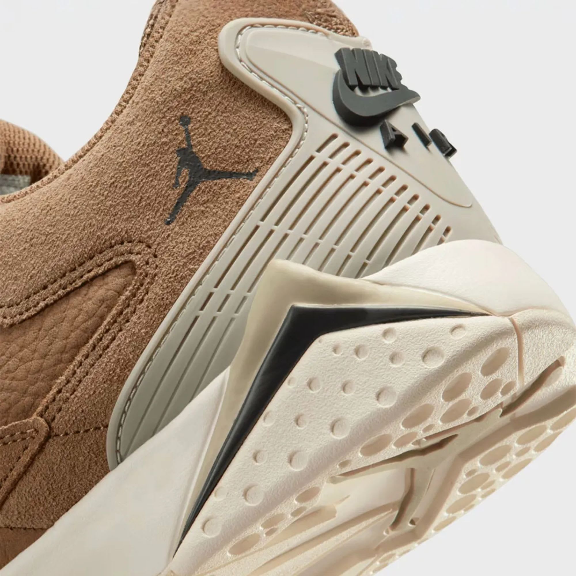 Jordan MVP 92 Brown Kelp Spruce Fog