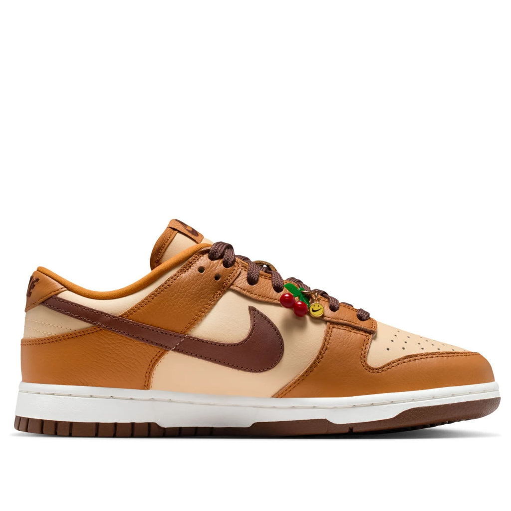 (WMNS) Nike Dunk Low SE 'Desert Ochre Cherry Charm'