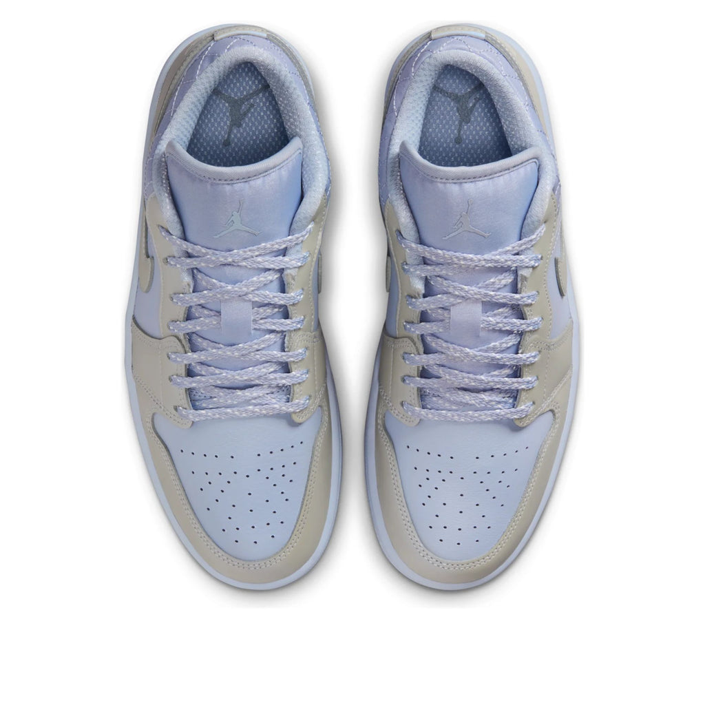 Jordan 1 Low SE Ghost Pearlized Quilt (Women's)