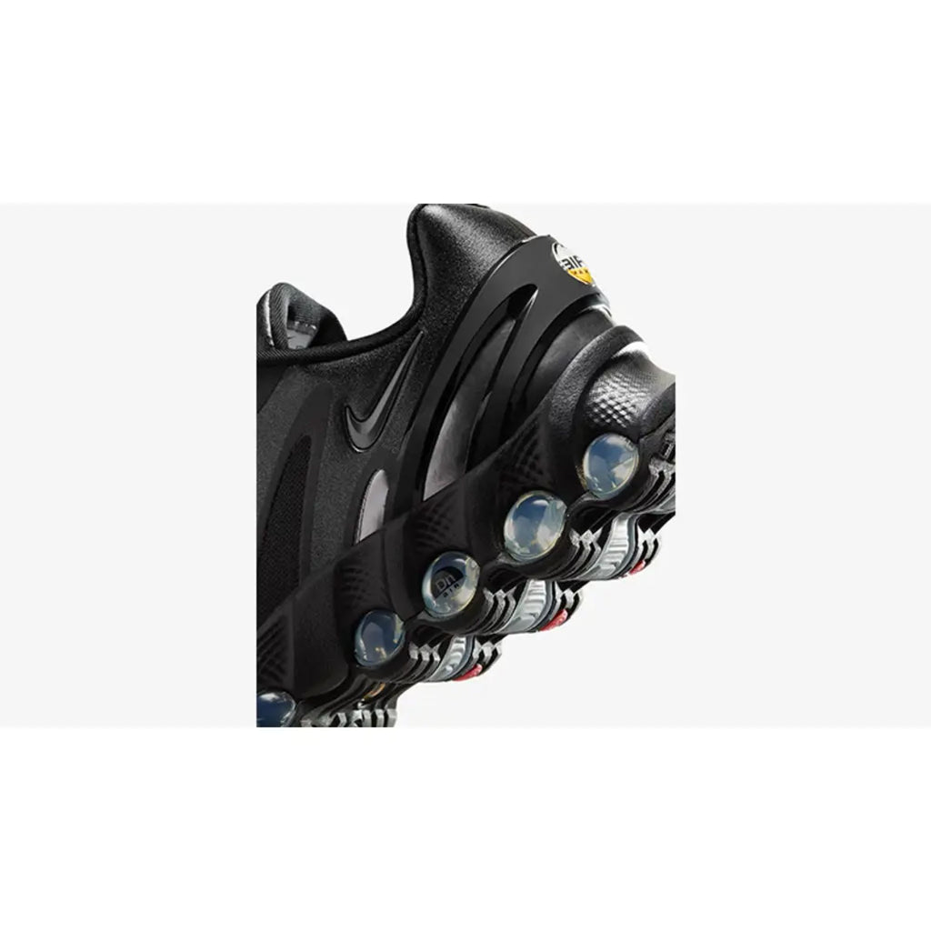 Nike Air Max Dn8 Black Metallic Dark Grey (Women's)