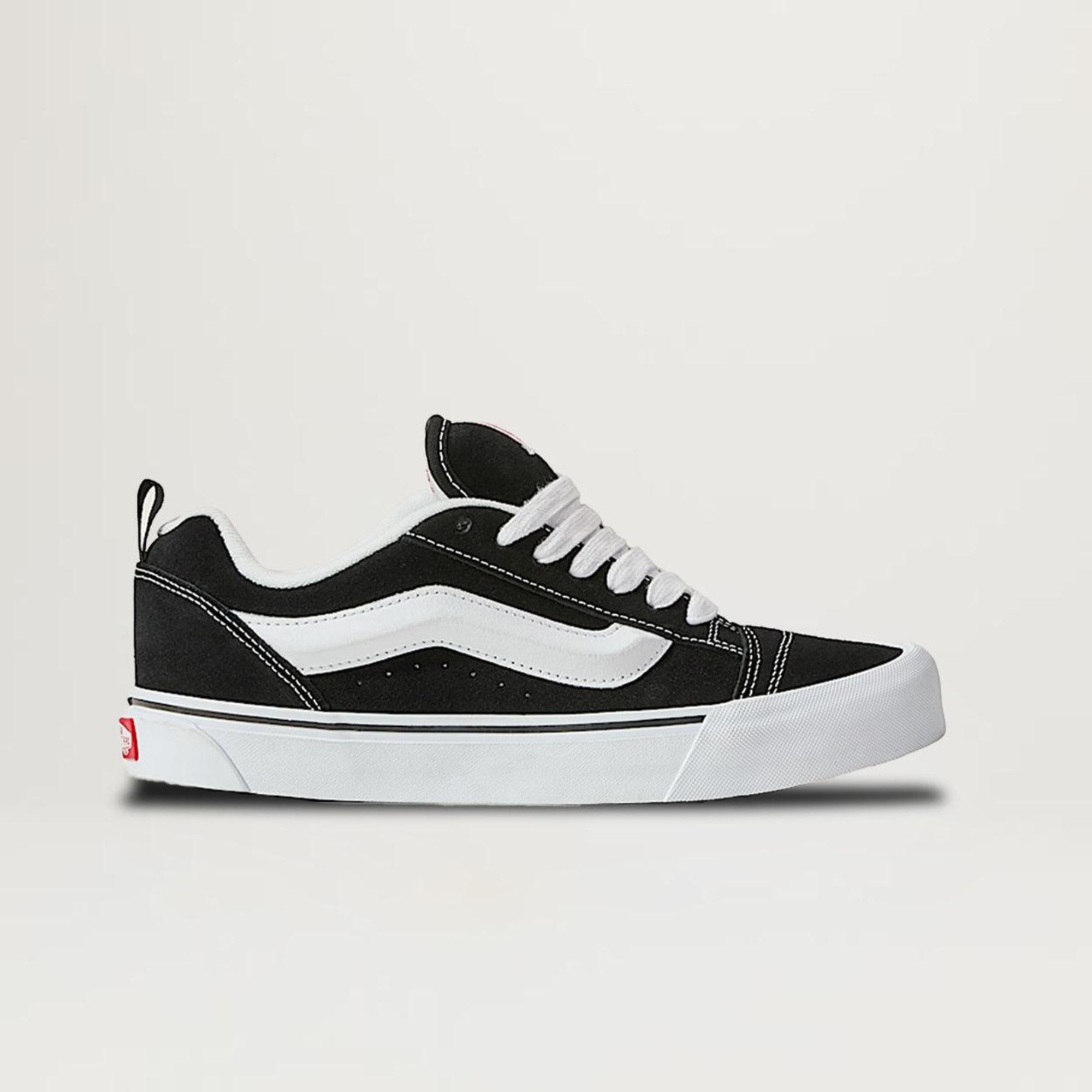 VANS KNU SKOOL